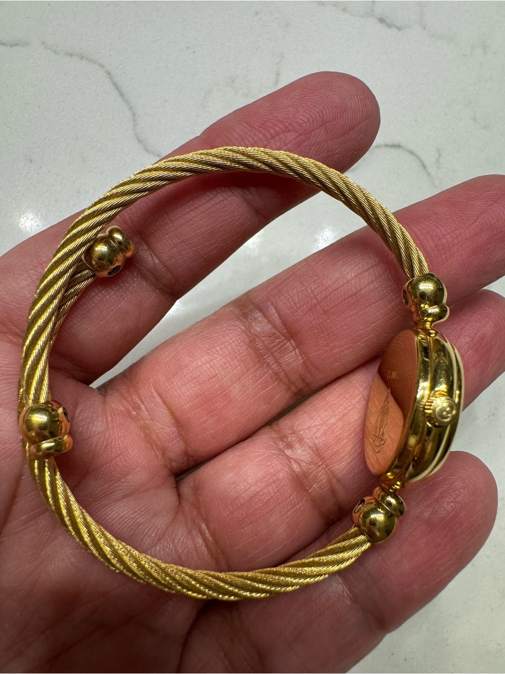 Gucci Vintage Gold and Black Women’s Cable Bangle Watch - Picture 3 of 11